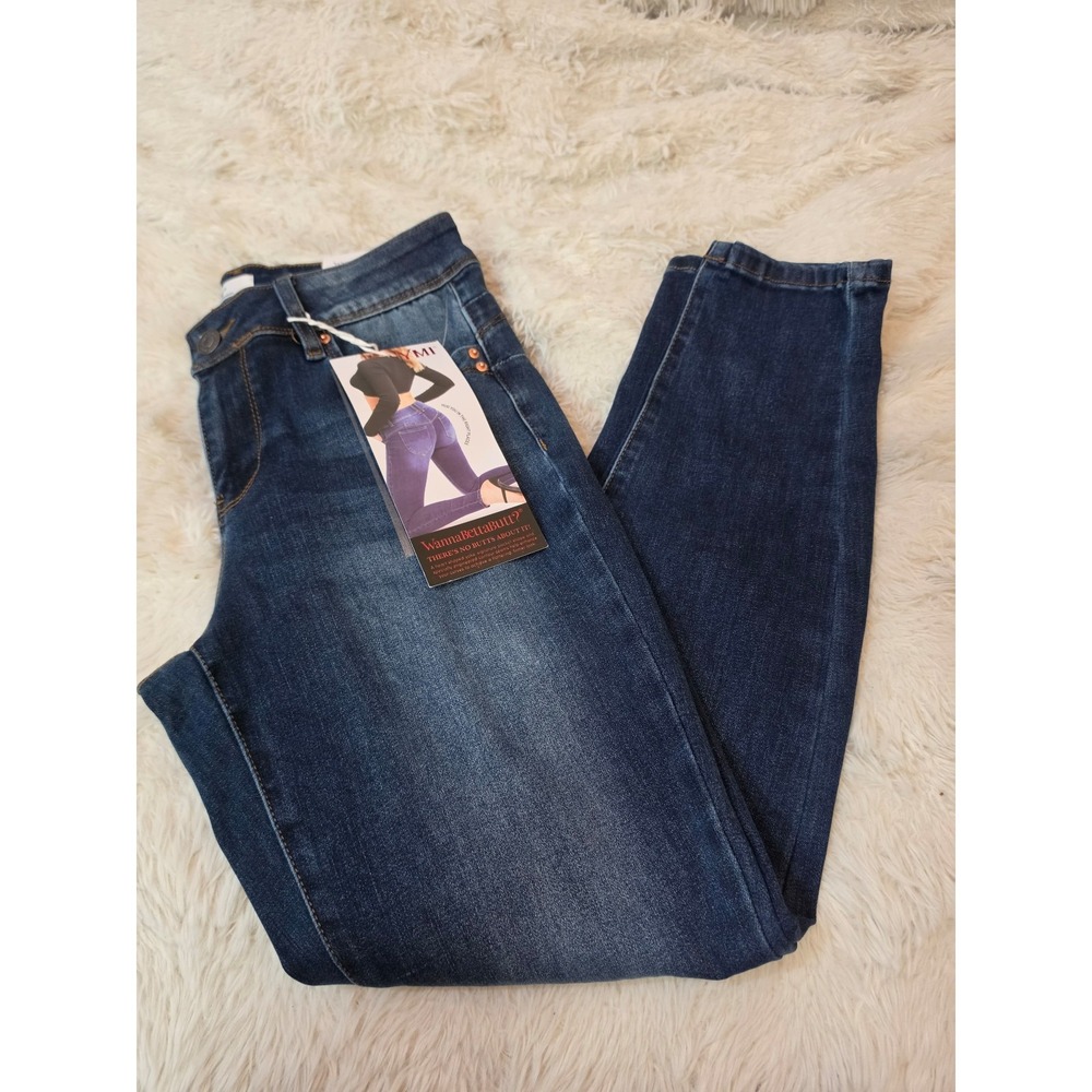 NWT YMI WannaBettaButt? Mid-Rise Skinny Jeans Blue Denim - Size 9/29
